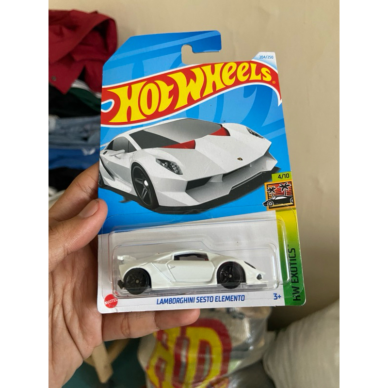 HOT WHEELS REGULER LAMBORGHINI SESTO