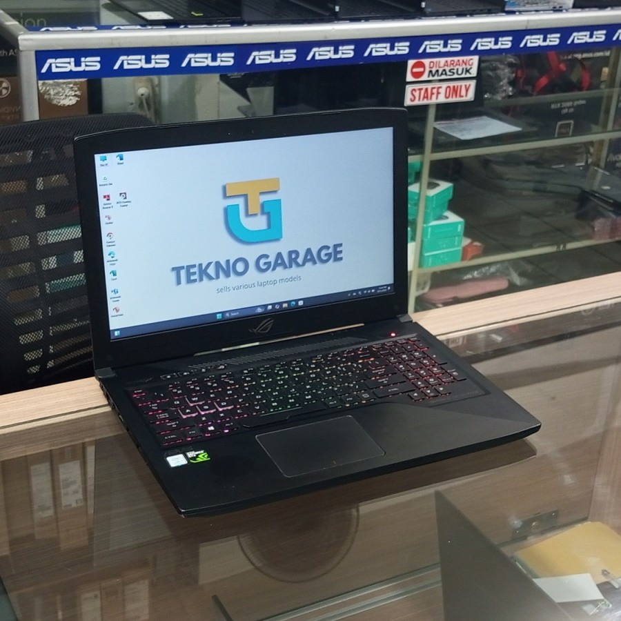 ASUS ROG STRIX 15 GL503GE CORE I7-8750H RAM 16GB SSD 128GB/1TB NVIDIA GTX 1050 TI 15.6in FHD IPS 120