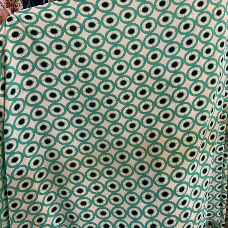 kain zara crepe motif - kain crepe import - kain dress crepe - kain gamis crepe import - kain crepe 