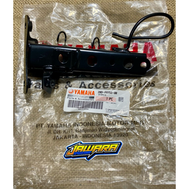 BRACKET BREKET DUDUKAN TAMENG MIO SMILE  ASLI ORI YAMAHA 28D F8356 00