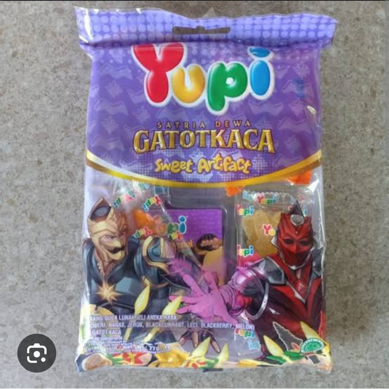 

YUPI GATOTKACA Sweet artifact 77gram