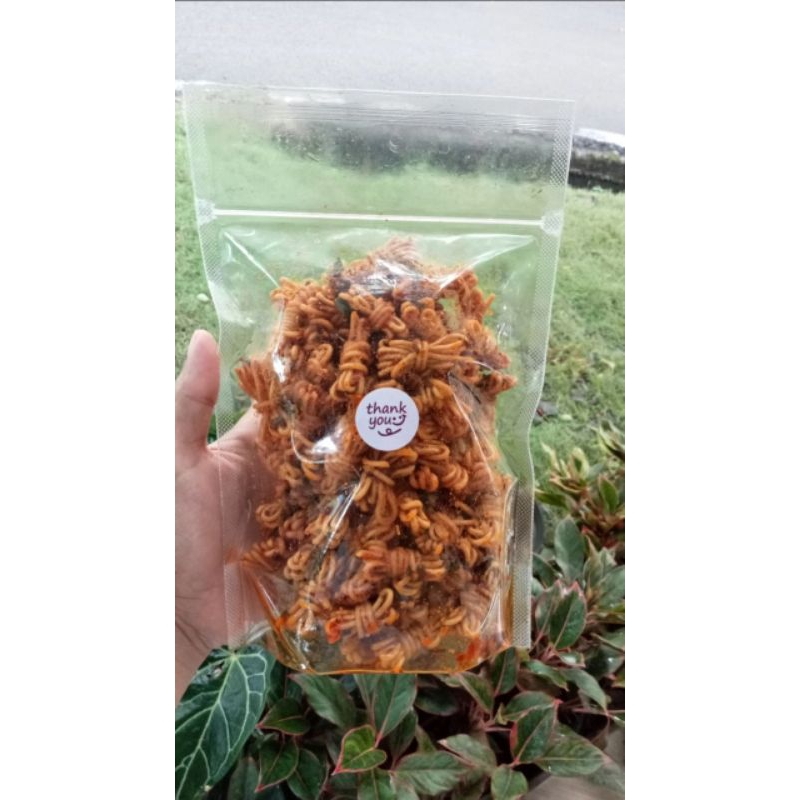 

mie gulung pedas gurih