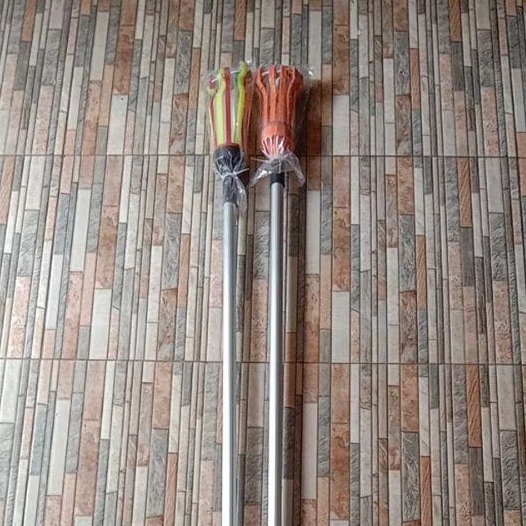 tongkat pasang lampu