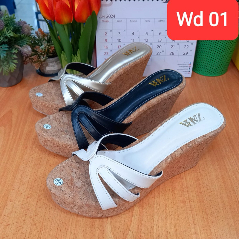 DS001 - ZARA WEDGES KULIT TINGGI 9cm