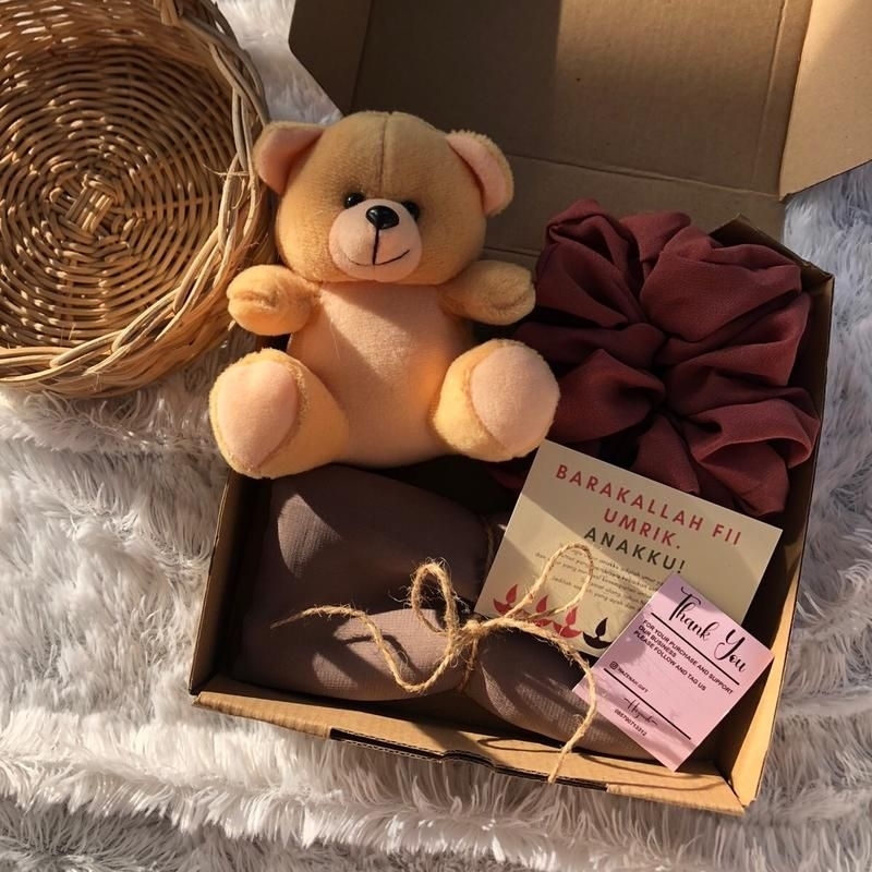 

Box Gift Hijab Hampers Hijab Gift Box Hijab TERMURAH