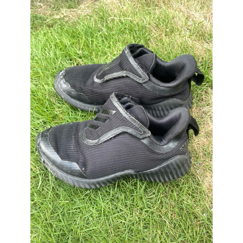 Adidas sepatu anak perempuan / laki laki
