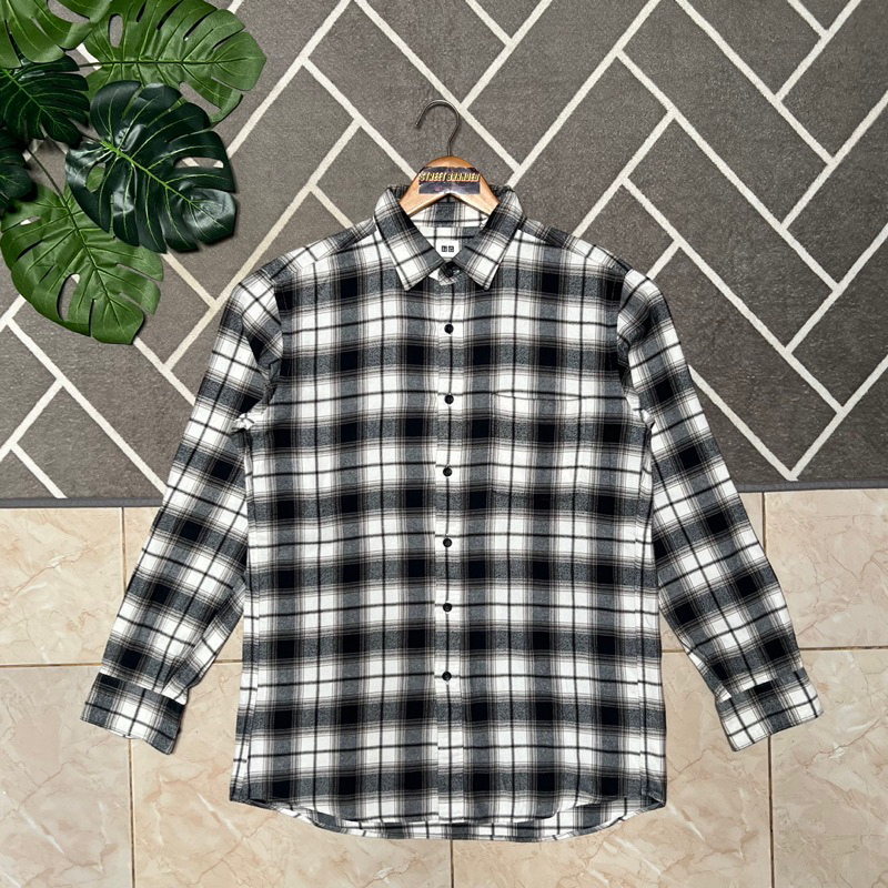 Kemeja Uniqlo Veterano | Veterano Shirt Uniqlo | Uniqlo Flannel Veterano | Flannel Veterano | Flanne