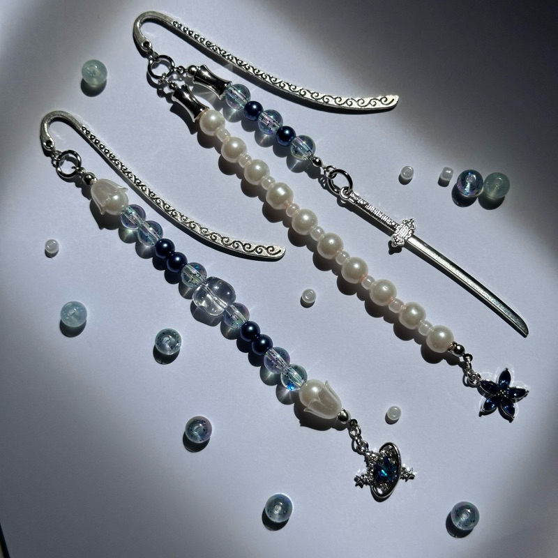 

beads metal bookmark pembatas buku metal manik-manik estetik by cllemontine