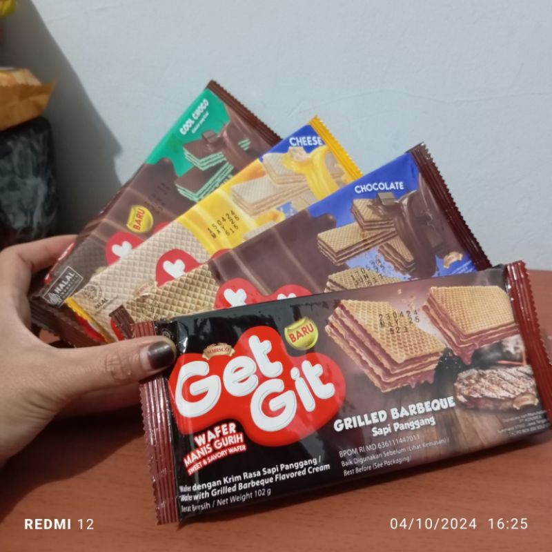 

GETGIT WAFER 110GR get git Cream rasa chocolate sapi panggang keju tiramisu