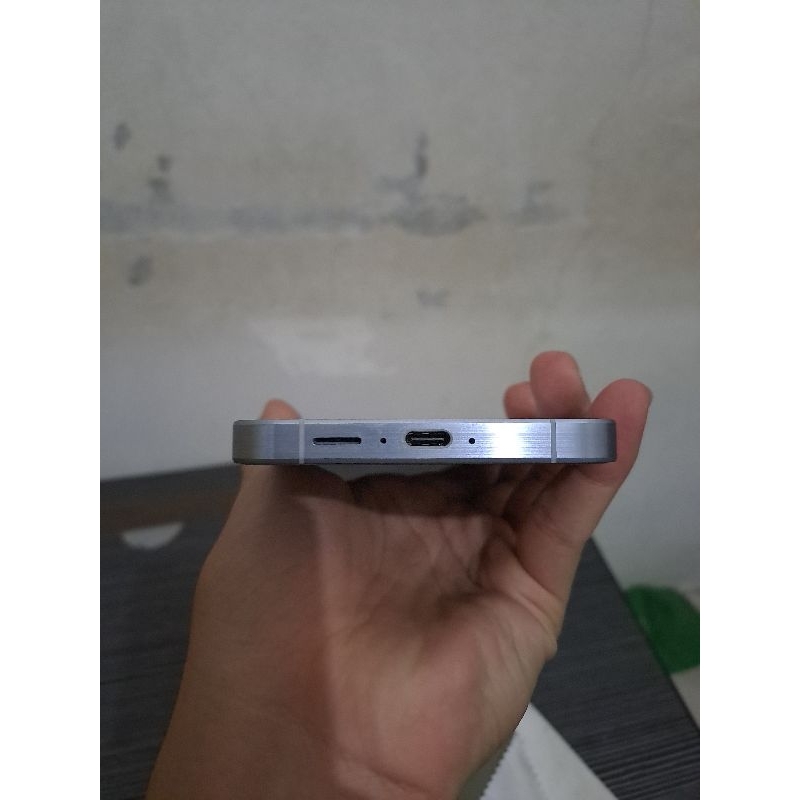 Samsung Galaxy A55 5G 8/256gb warna Ice Blue (putih) bekas