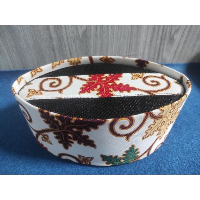 PECI kopyah SONGKOK Niersongkok AC kanan Kiri putih batik motif daun keren elegan bahan berkualitas 