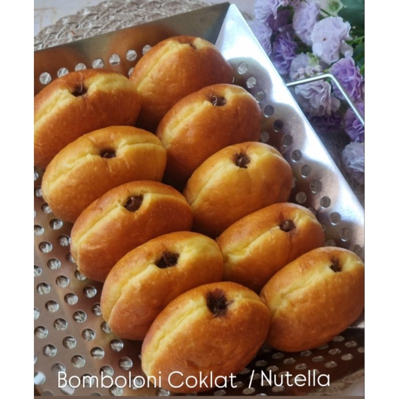 

Donat Bomboloni / Bomboloni / Donut isi