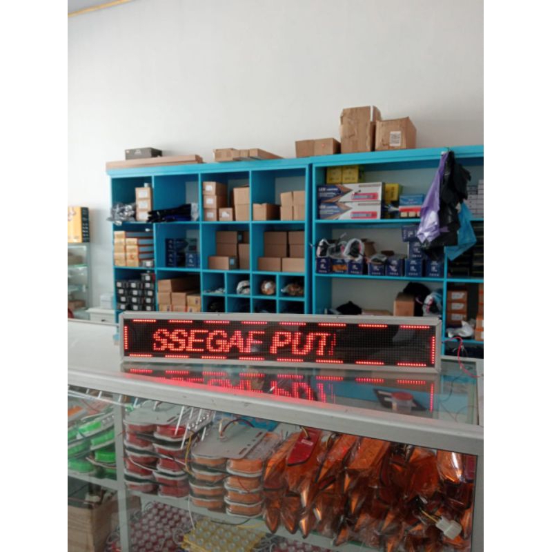 lampu running text merah, putih, RGB
