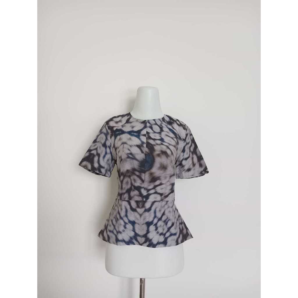 [PRELOVED] Good Kaos Lengan Pendek Abstrak TOPSHOP