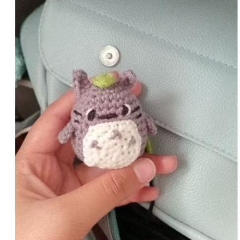 amigurumi/keychain amigurumi/totoro/gantungan kunci rajut/gantungan kunci totoro/keychain totoro