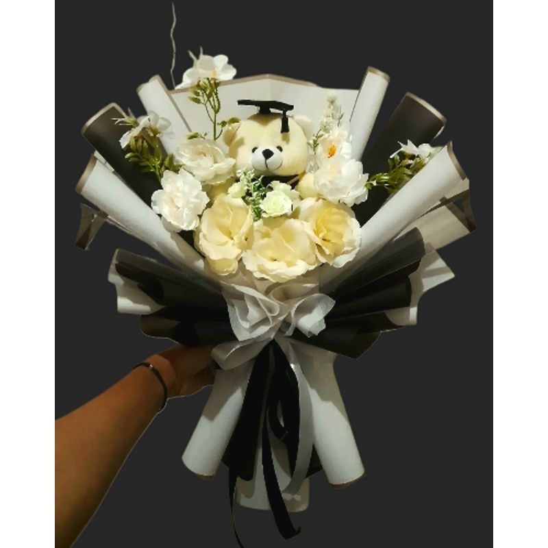 Buket bunga boneka wisuda | Buket Wisuda | Buket Boneka | Buket bunga