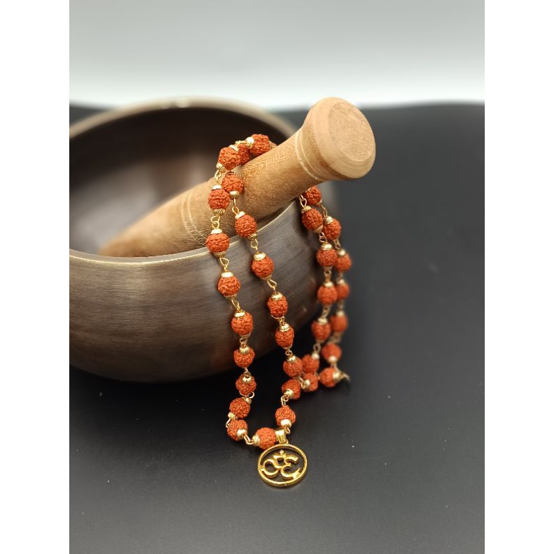 Kalung Rudraksha Genitri Liontin Om Kara