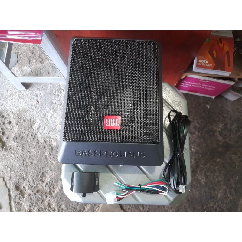 Subwoofer Kolong JBL BASSPRO Nano Bekas