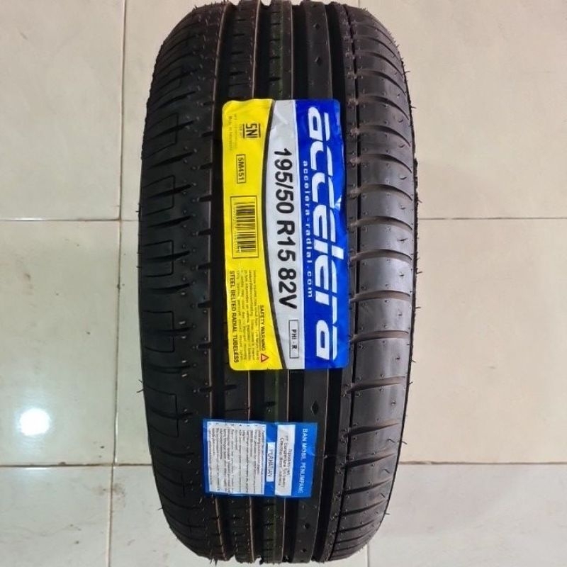 Accelera 195/50/15 PHI-R