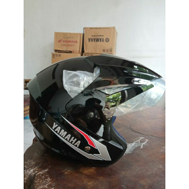 HELM ORIGINAL YAMAHA GEAR. AEROX. NMAX. MIO NEW.