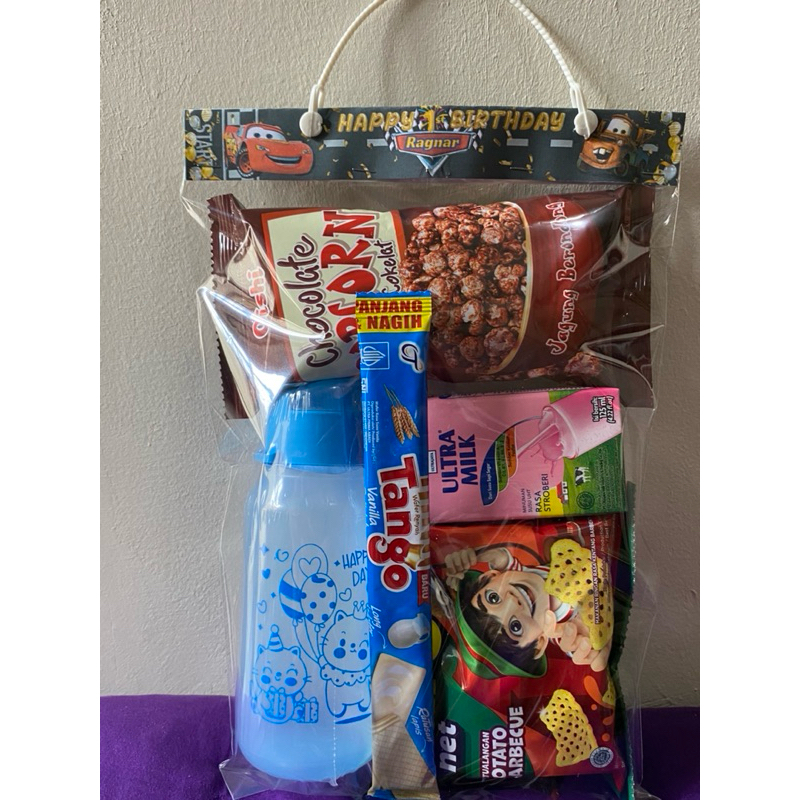 

snack ulang tahun botol/botol souvenir/souvenir ulang tahun anak/kado ulang tahun anak/snack ulang tahun kuromi/kuromi/tema kuromi