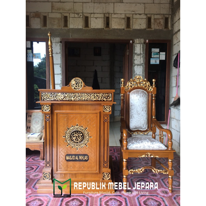 Mimbar Masjid podium motif pintu nabawi Kayu Jati Grade A