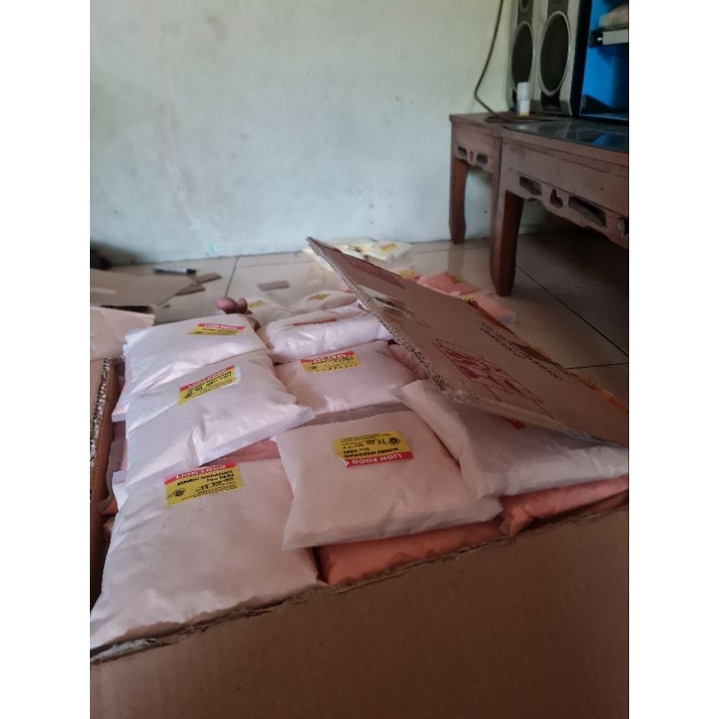 

Bumbu tabur penambah rasa lion food all varian 1kg
