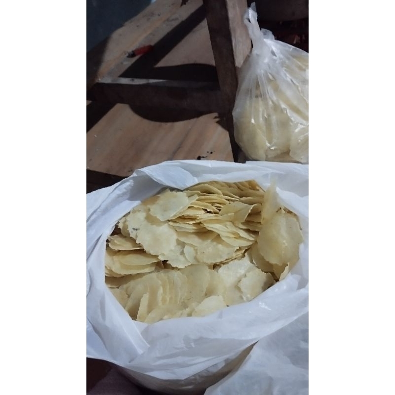 

Emping mentah 1kg kripik melinjo mlinjo camilan keripik