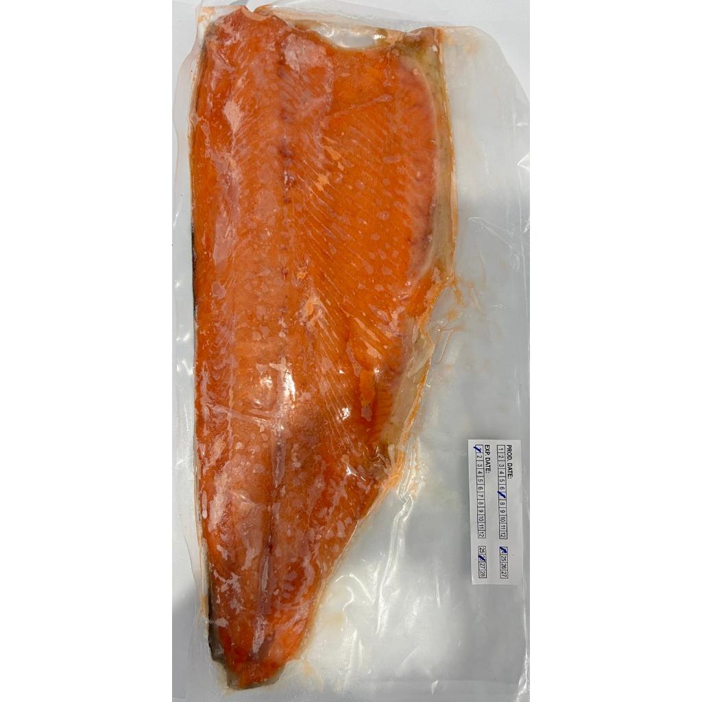 

SALMON FILLET 1KG