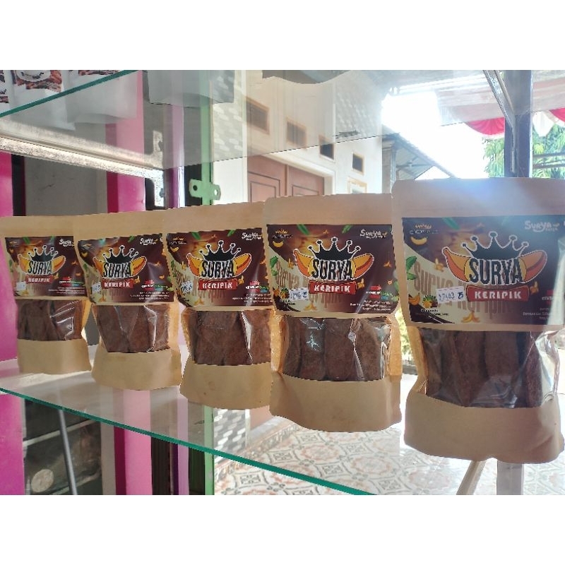 

Keripik Pisang Coklat | Kemasan Standing pouch Clip | Surya Keripik