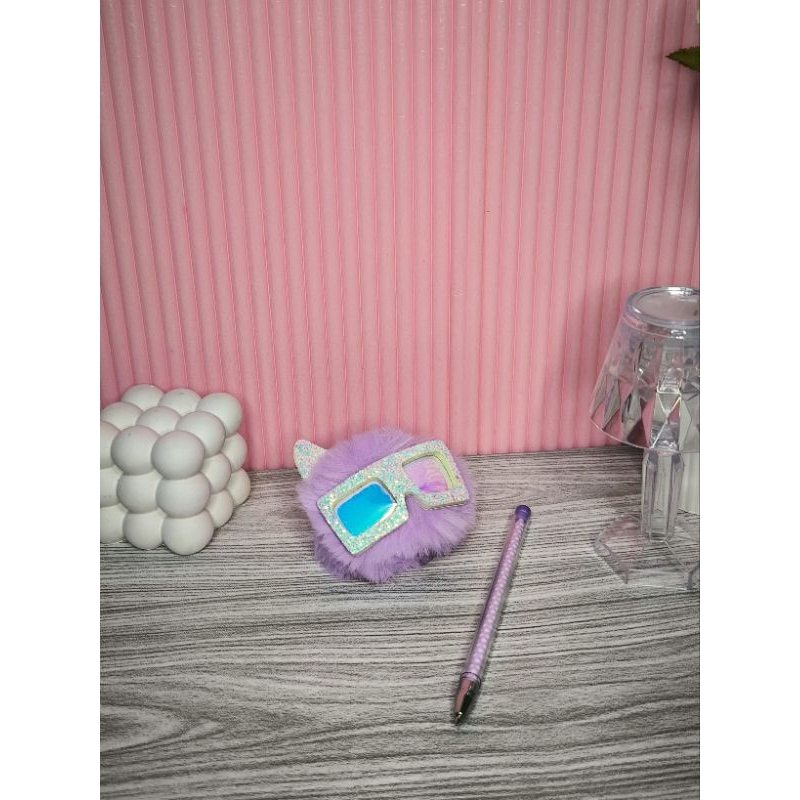 

Pulpen pena bolpen bulu halus kacamata