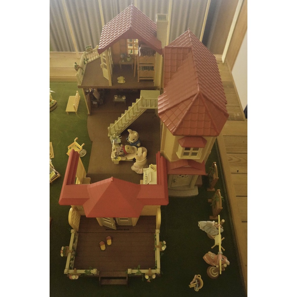 [PRELOVED] Sylvanian Families | Willow Hall Set