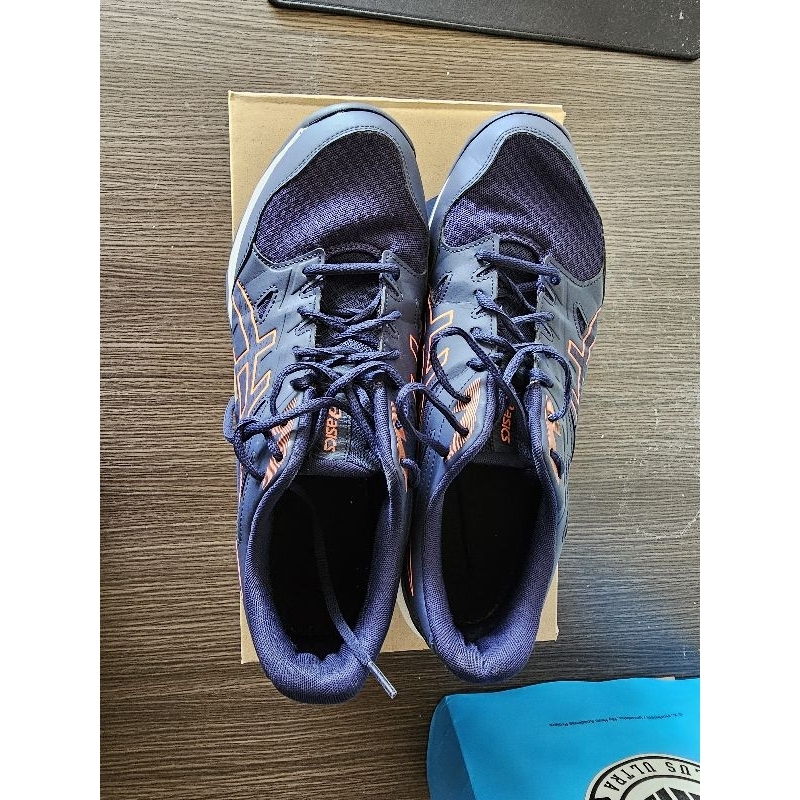 Sepatu Asics Gel Rocket 11