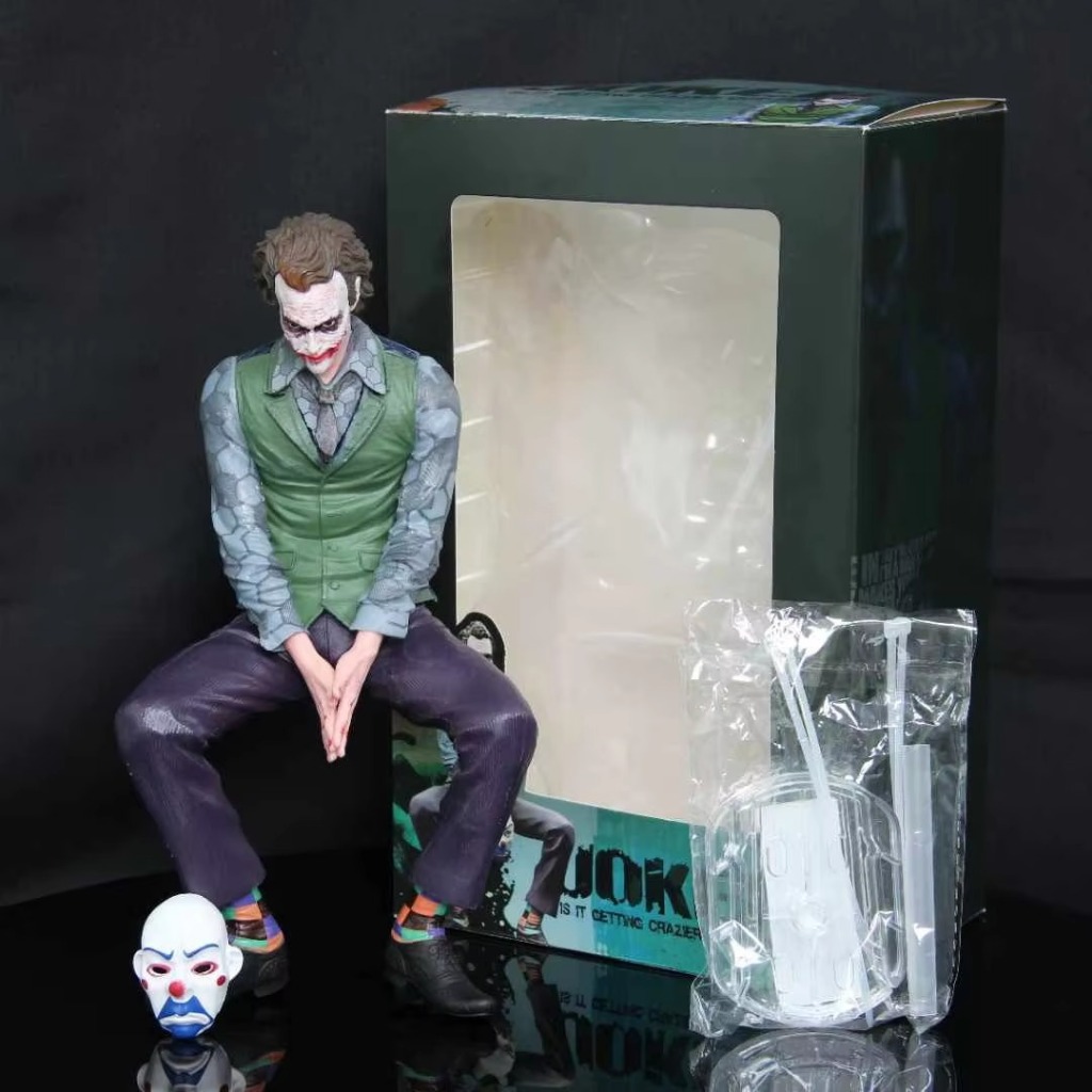 ACTION FIGURE JOKER HEATH LEDGER SITTING POSITION