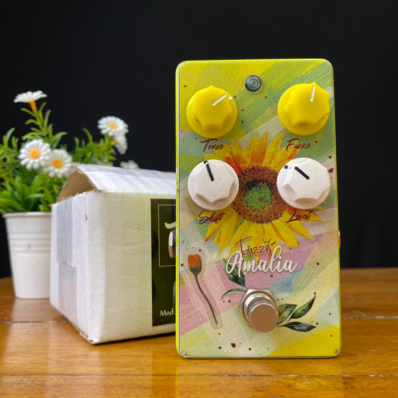 Watonefx Fuzzy Amalia Efek Gitar