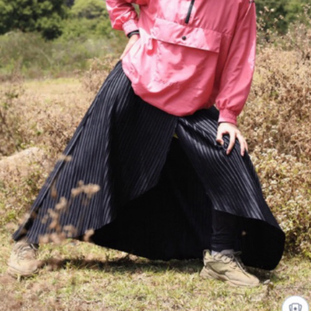 Preloved Blooming Pleats-MIVVA