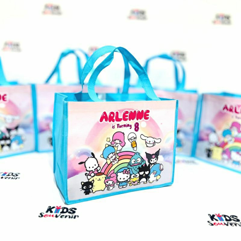 

Tas Snack Ultah Souvenir Ulang Tahun Anak Custom Gambar Sanrio FREE DESAIN