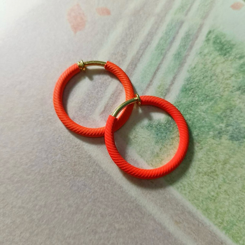 Preloved Anting Jepit Orange Hoop Vintage