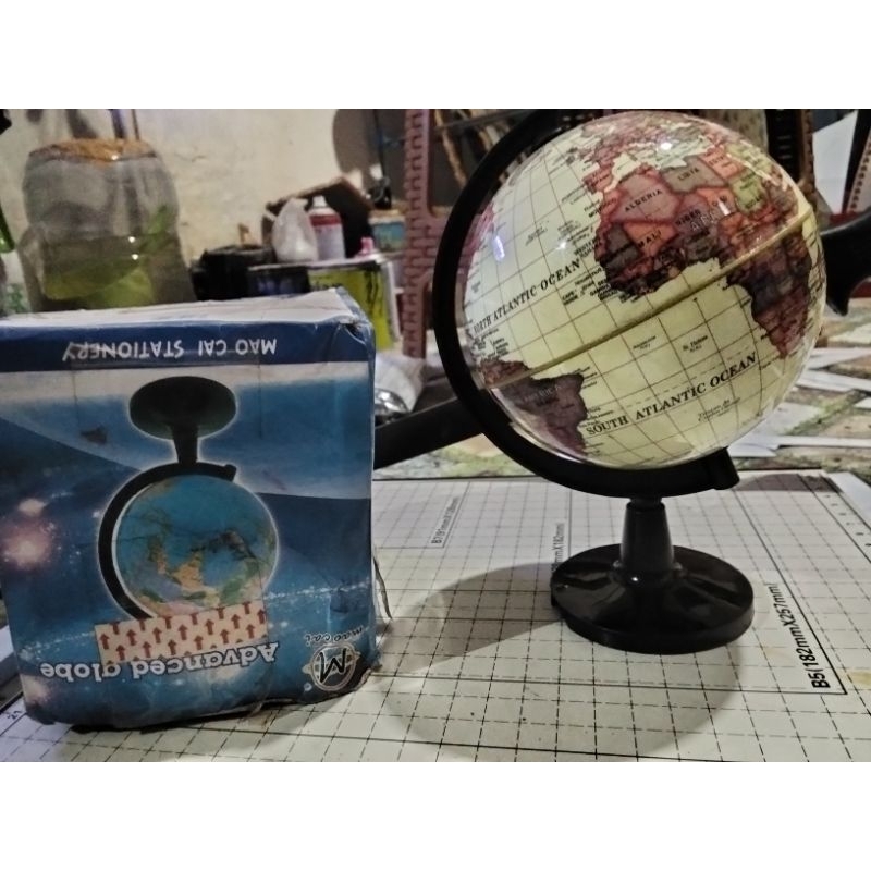 

Globe/ bola dunia /tiruan bumi/ peta dunia diameter 16 cm