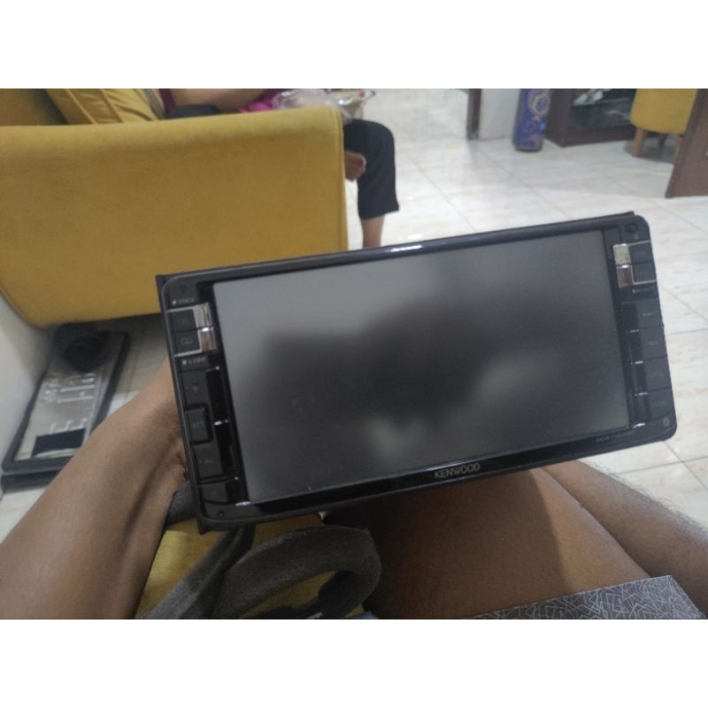 head unit doubeldin oem Nissan Livina 2017 merk kenwood ddx715wbt