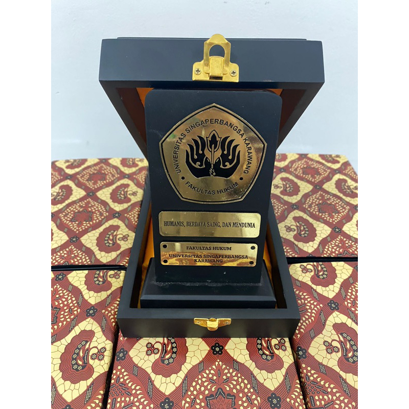 Plakat Plat Logam Plakat Logam Plakat kuningan Plakat kayu plat Logam Plakat Kampus