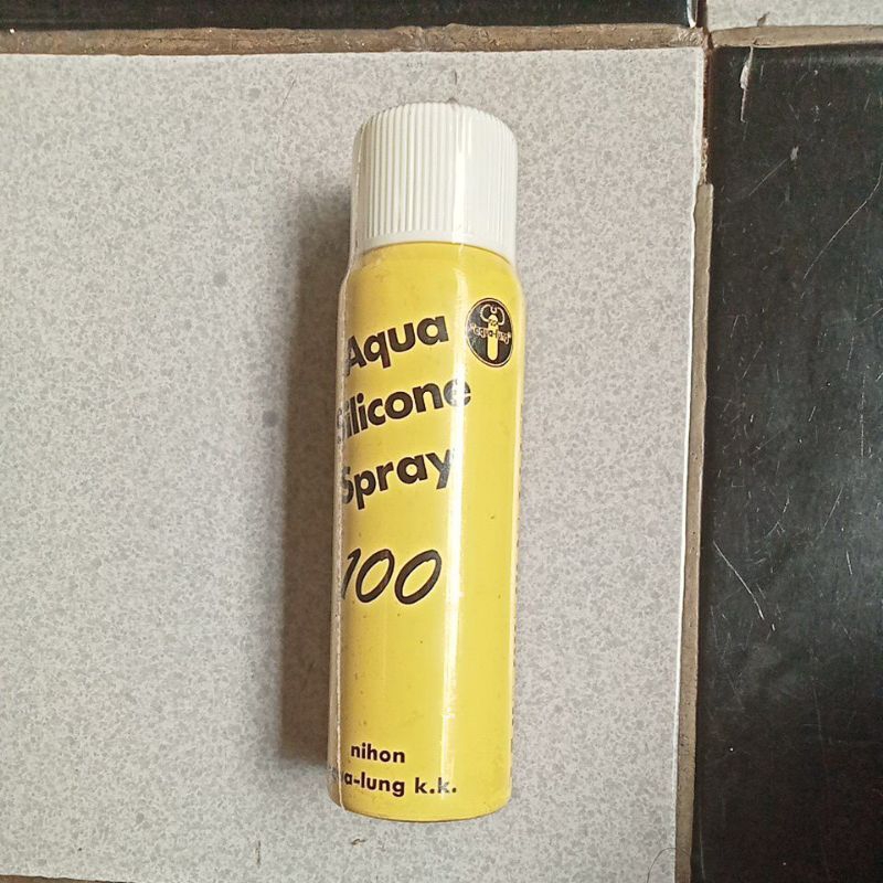 Aqua Silicone Spray 100