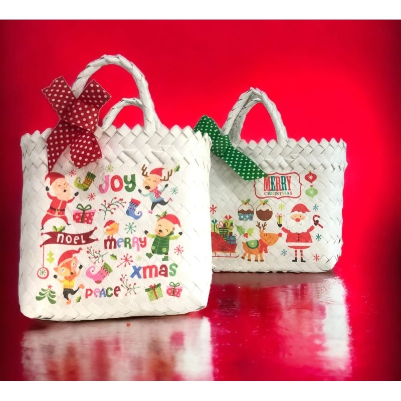 

TAS HAMPER NATAL , TAS ANYAMAN PLASTIK DECOUPAGE MOTIF NATAL