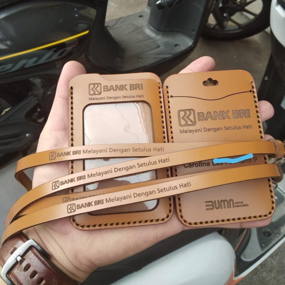 Custom ID Card Lanyard Bahan Kulit Premium