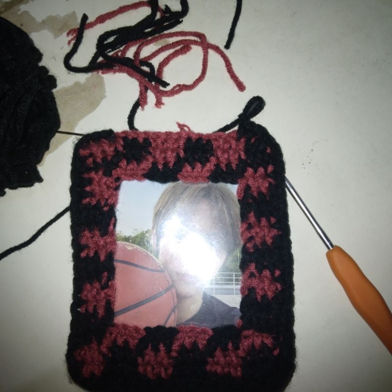 

(cust req) cahol crochet merah hitam