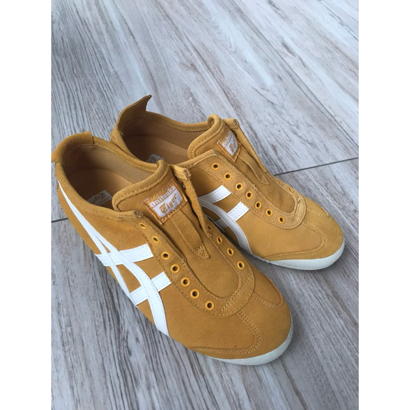 Sepatu onitsuka tiger original warna kuning,kondisi sangat baik