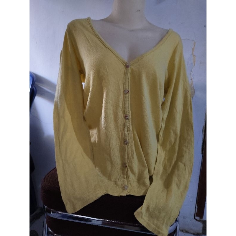 cardigan olive des olive preloved