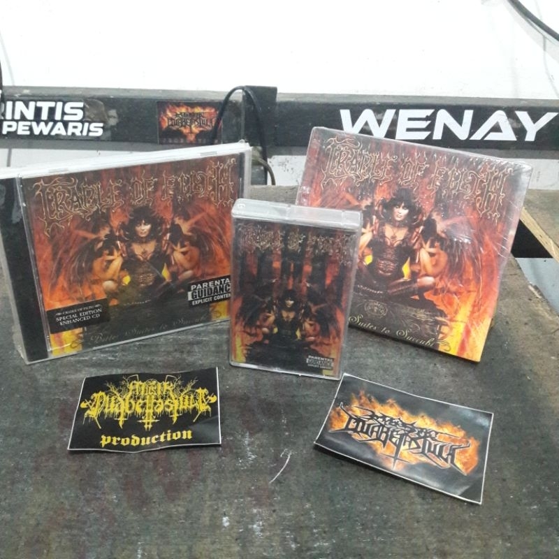 Cradle of Filth Bitter Suites to Succubi CD Kaset tipe kaset radio