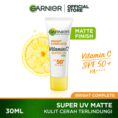 15ml - Garnier Bright Complete Sunscreen Wajah SPF 50 Vit C 15 ml
