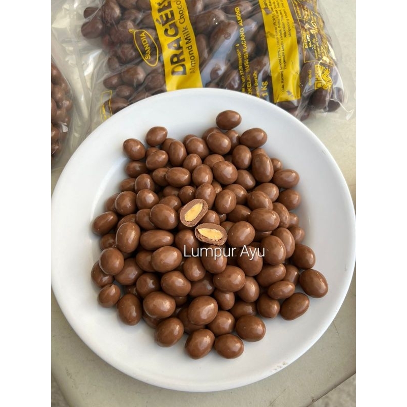 

COKLAT 1 KG Scandia ALMOND dan METE